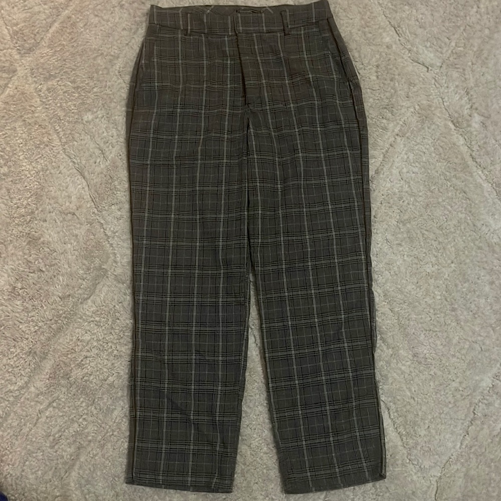 A&F High Rise Ankle Flare Trouser